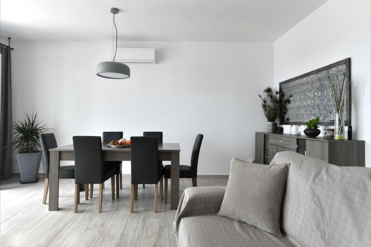 Parikias Seaside House Daire Páros Dış mekan fotoğraf